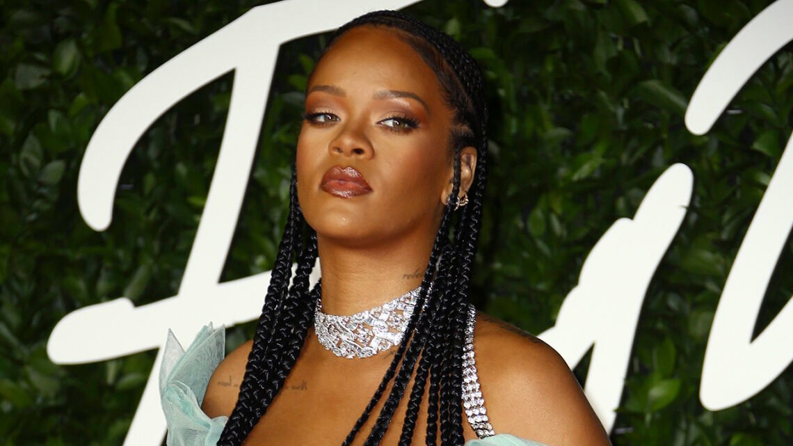 Rihanna net worth 2025